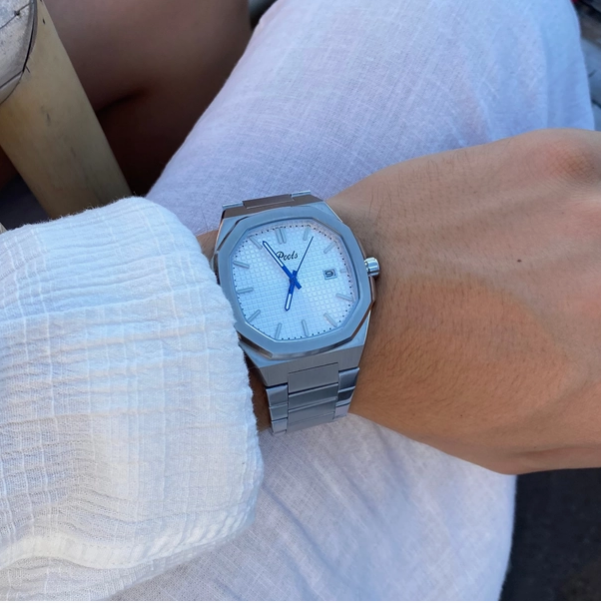 Pools Cisano Watch – German Design Excellence