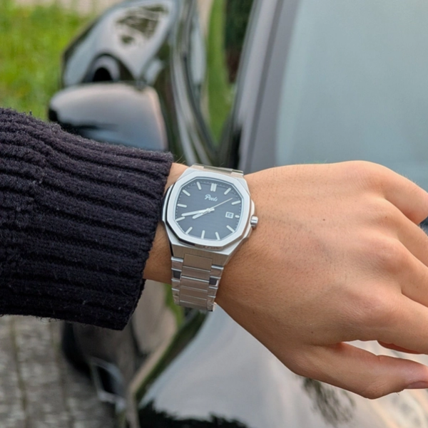 Pools Cisano Watch – German Design Excellence